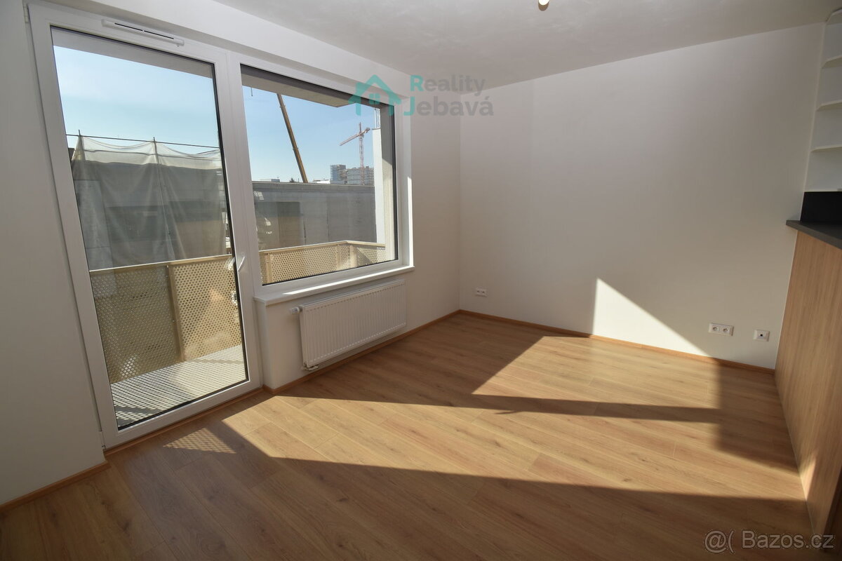 Pronájem, byt 2+kk, Pardubice, ul. Východní NOVÁ TESLA - 5