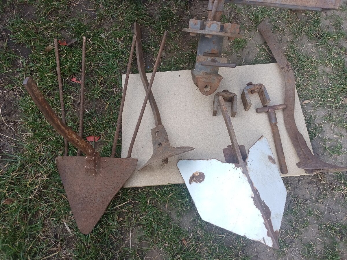 Nosič nářadí - pluh - 5