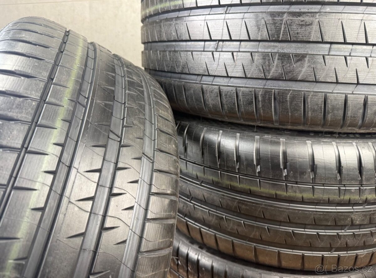 Letní pneu Michelin 255/40 R21 a 285/35 R21 - 5