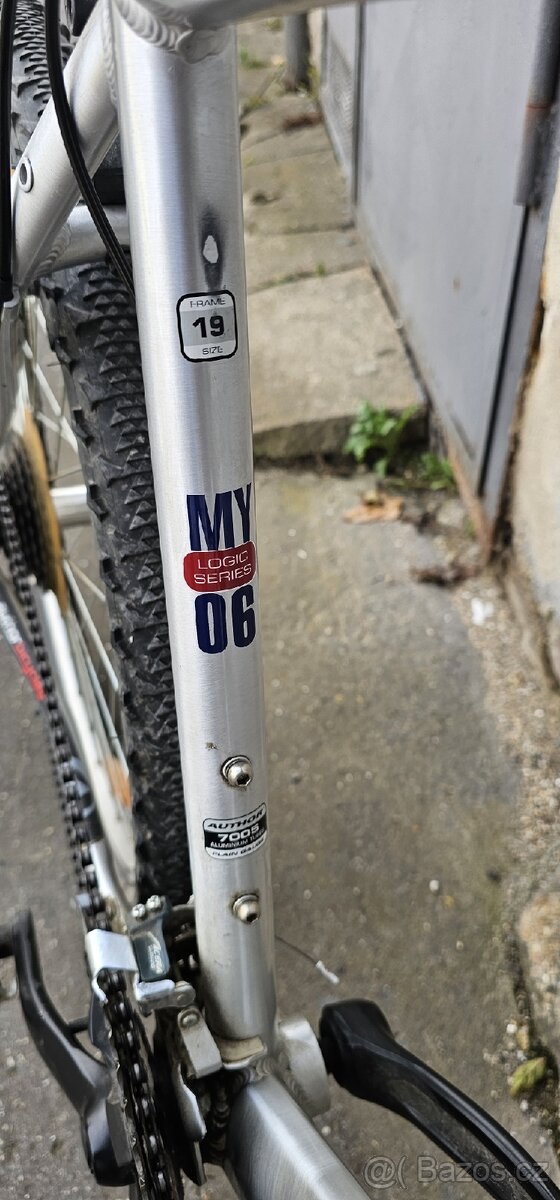 Prodám Author Basic - 5