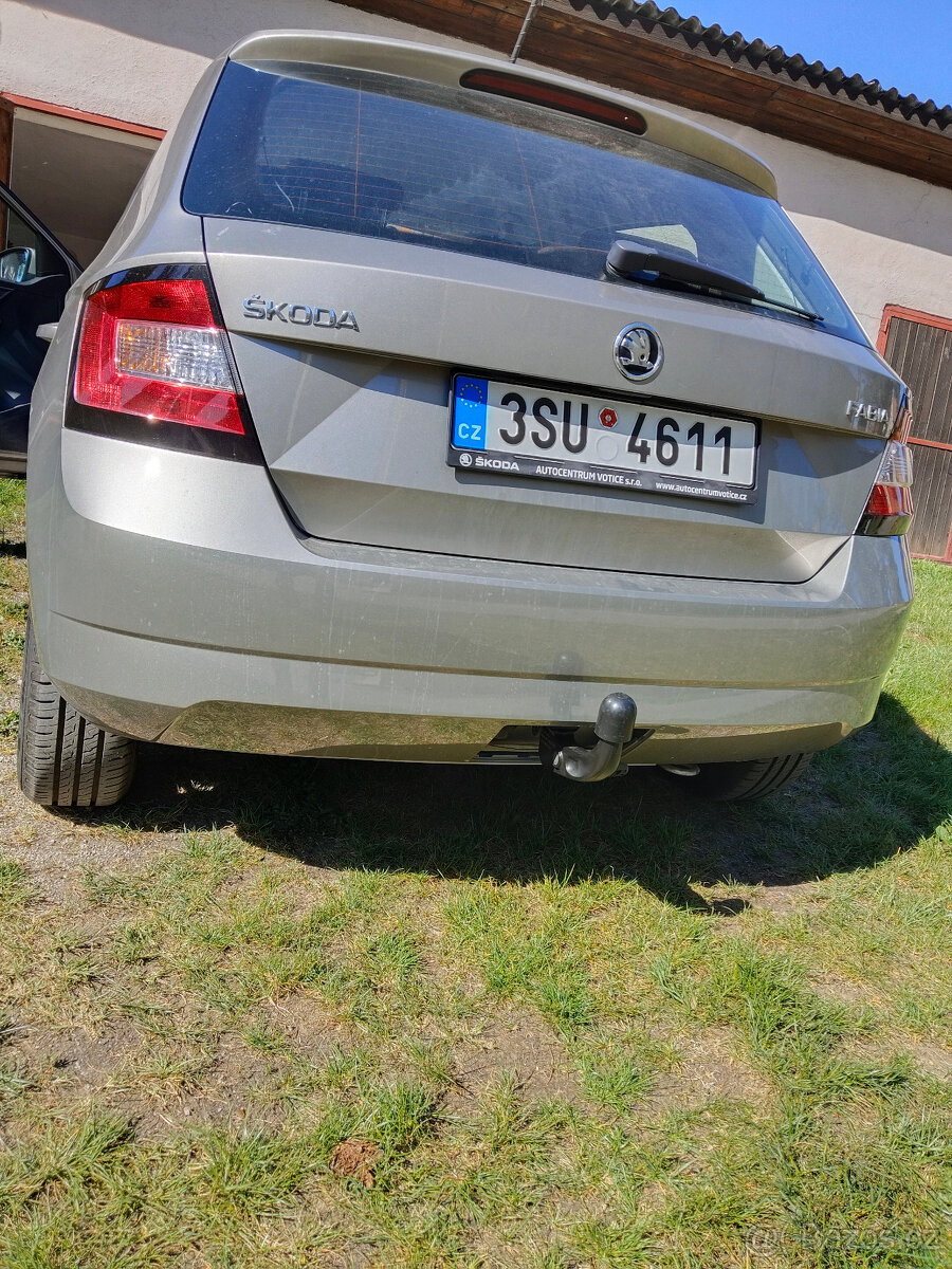 Prodám Škoda Fabia-- HATCHBACK - 5