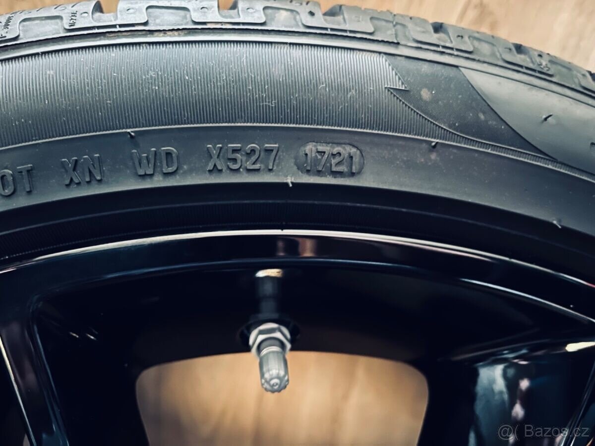 TOP zimní kola Range Rover Velar R22 originál