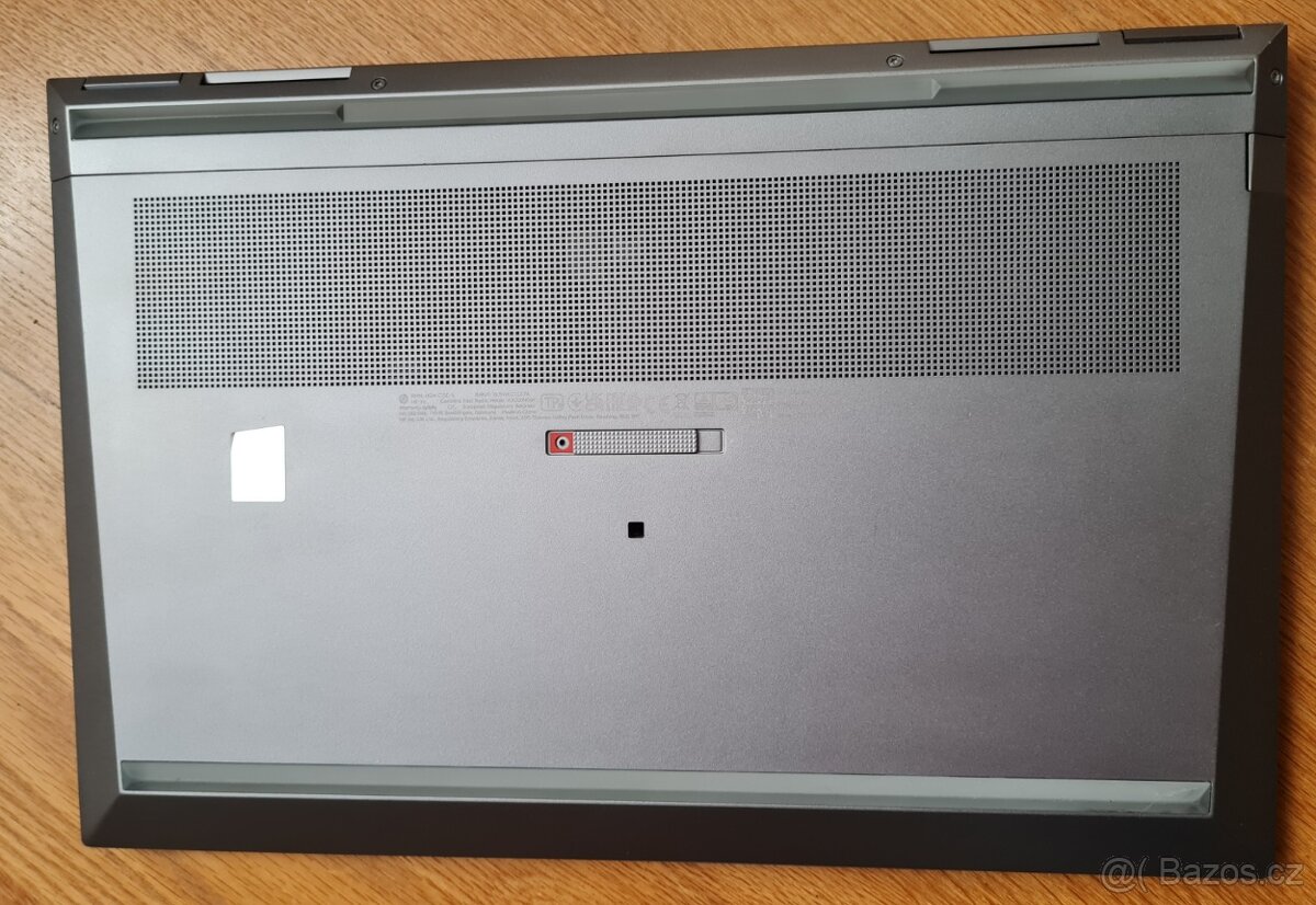 Nádherný HP ZBook Fury G8 1TB/64GB a dokovací stanice - 5