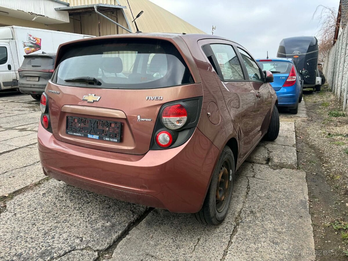 Chevrolet Aveo 1.2 12V r.v.2011 nepojízdné - 5