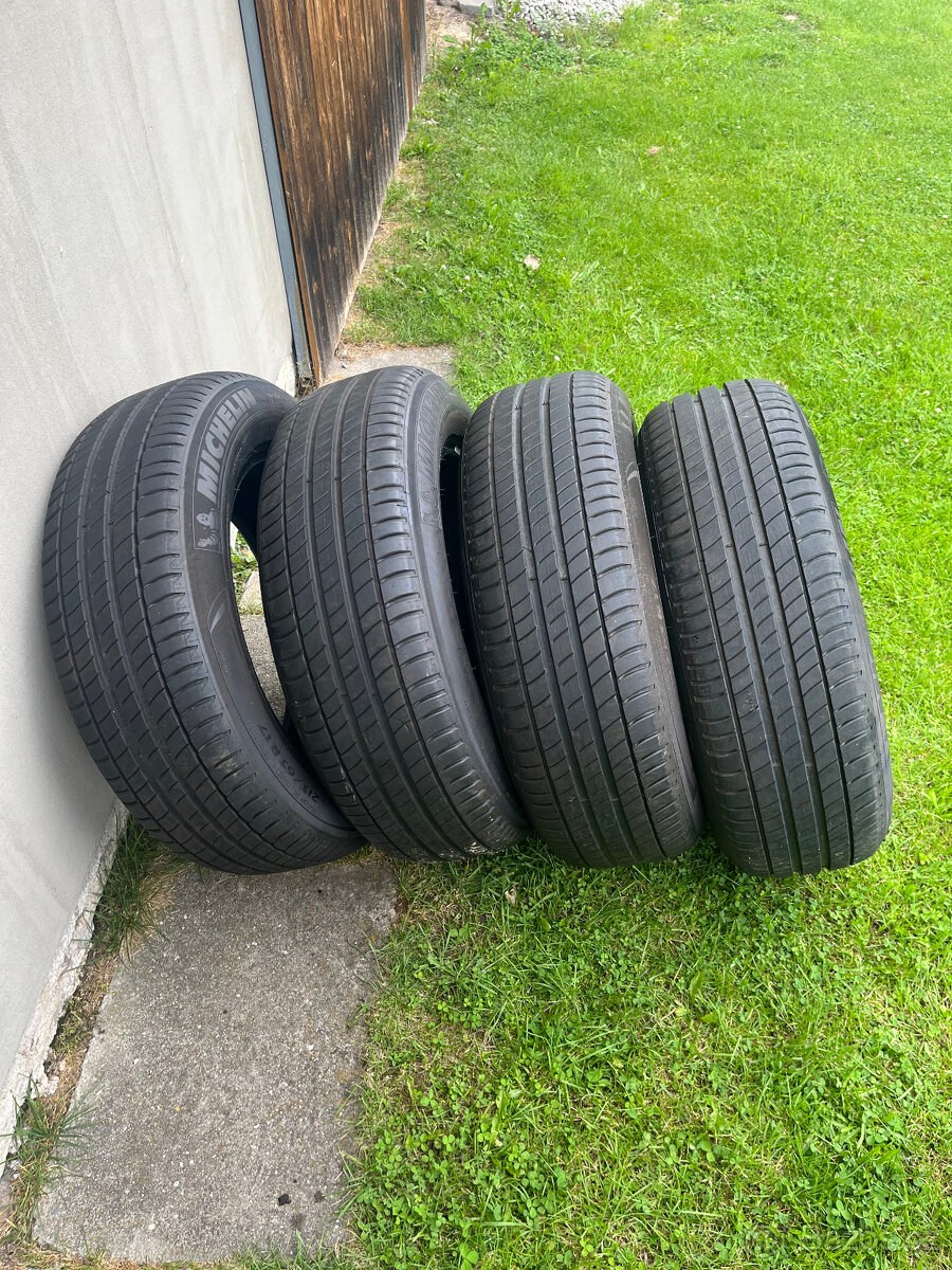 MICHELIN PRIMACI 215/65/17 - 5