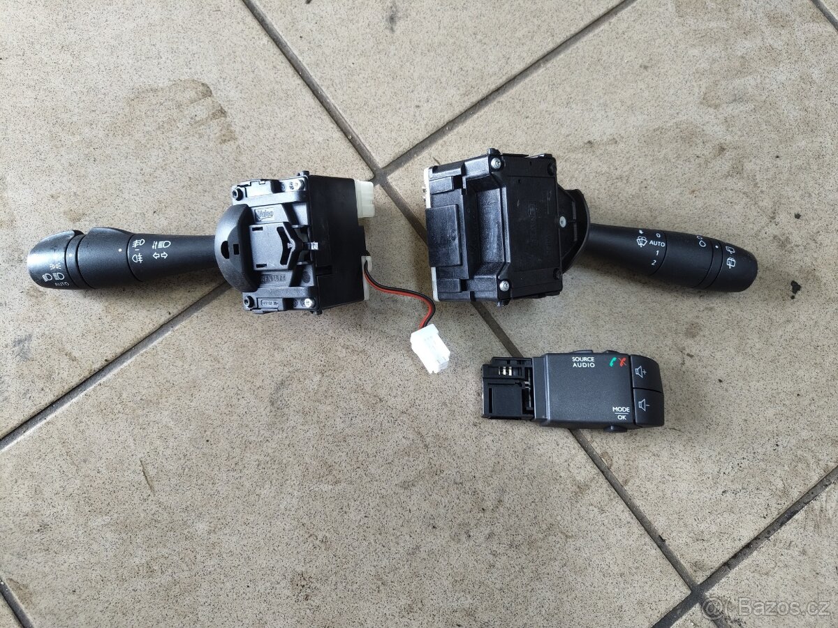 Clio IV - el. díly (jednotky, páčky, ...) - 5