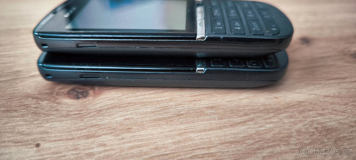 NOKIA asha 300 - 5