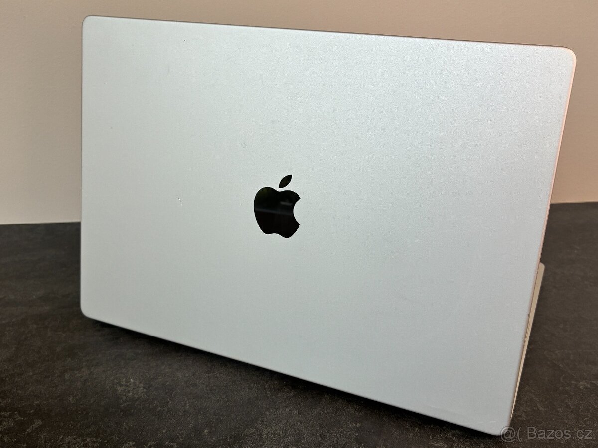 MacBook Pro 16'' 2021 / M1 Max / 64GB / 512GB SSD - DPH - 5