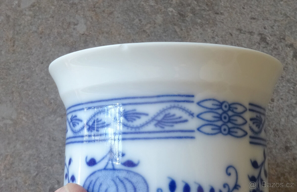 Cibulák porcelán odlivky, hrnky, váza, pohárek lázeňský - 5