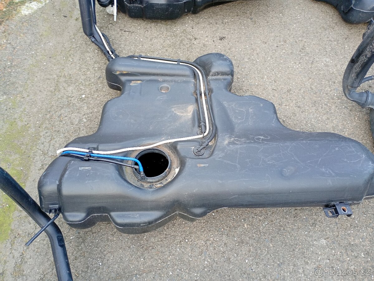 Koncern palivové nádrže - 5