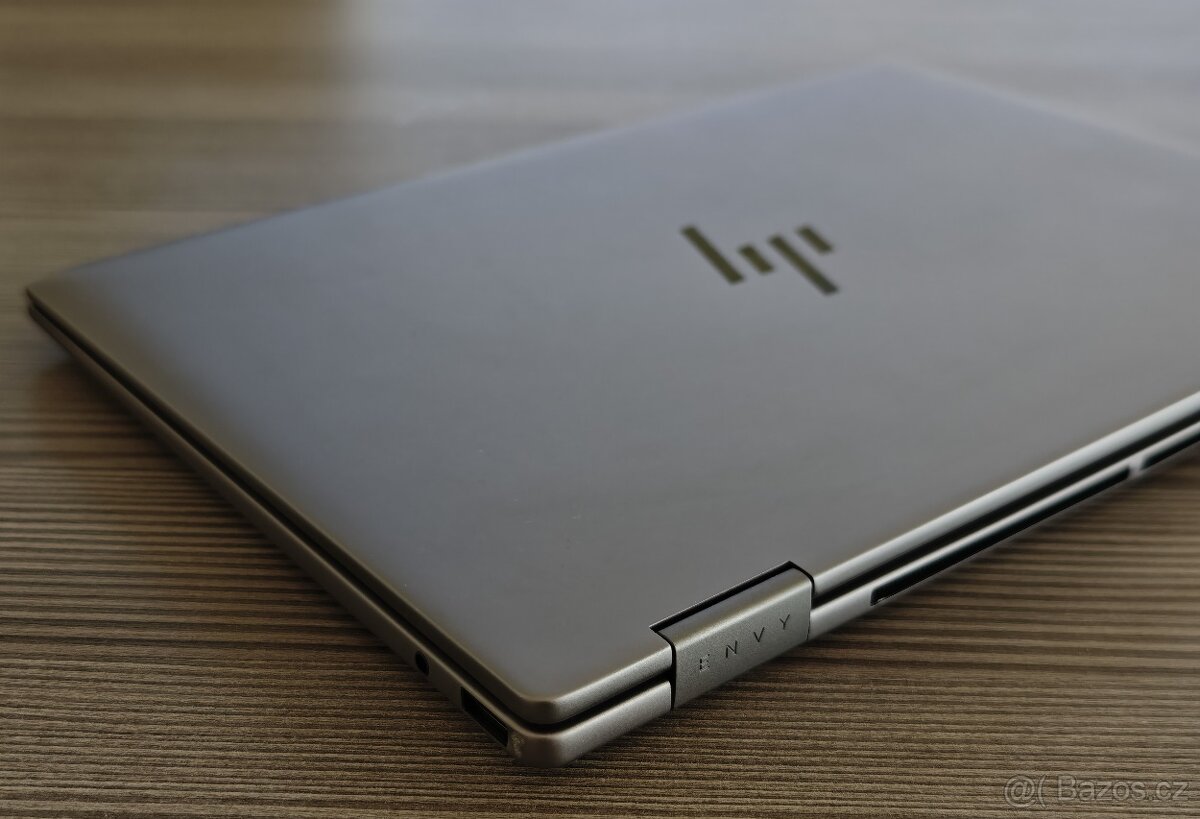 HP ENVY x360 14" - 2v1, Ryzen 8640HS +760M, pero - 5