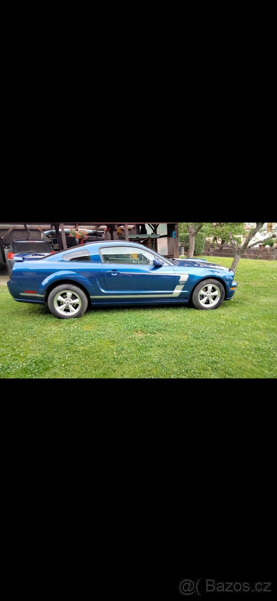 Ford Mustang 4.6 V8 - 5