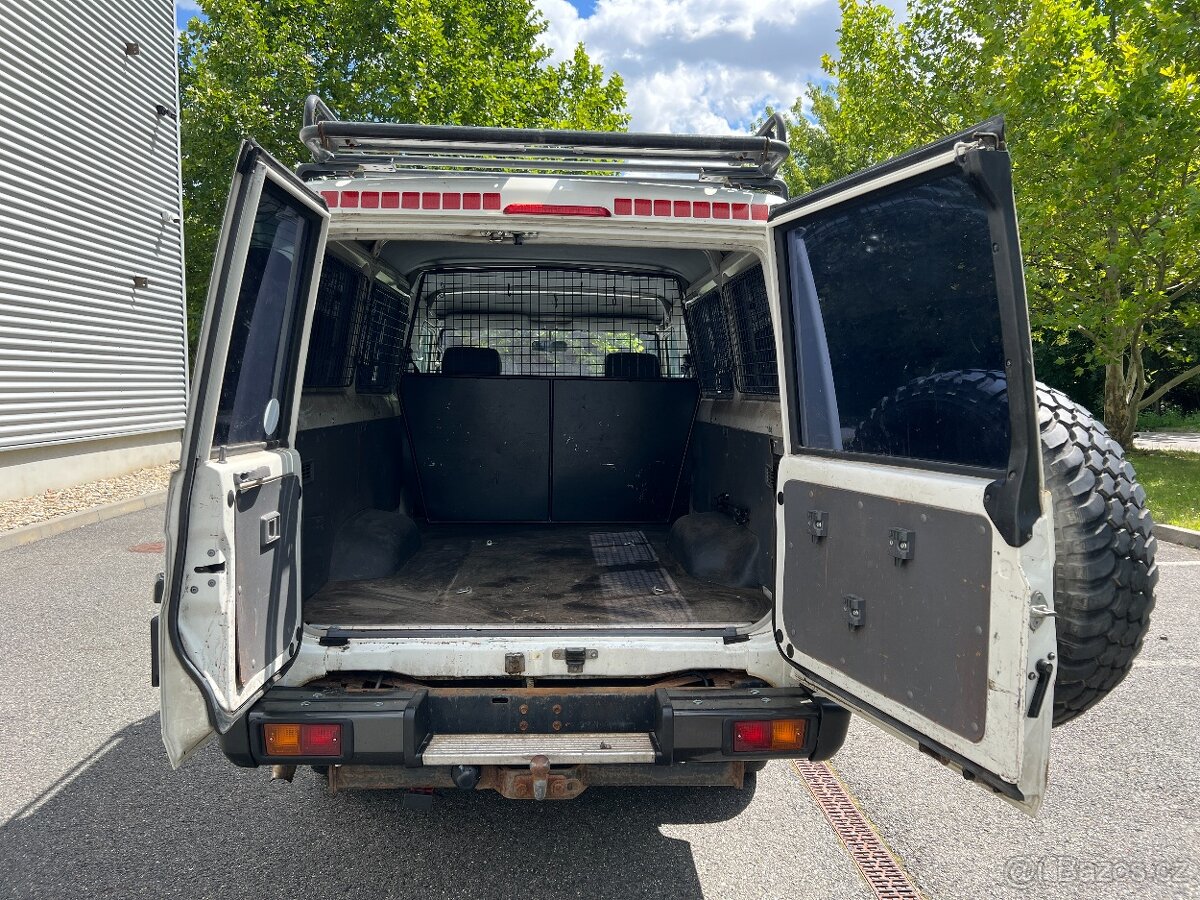 Toyota Land Cruiser HZJ 78, 4200 diesel/96 kw, 4x4 - 5