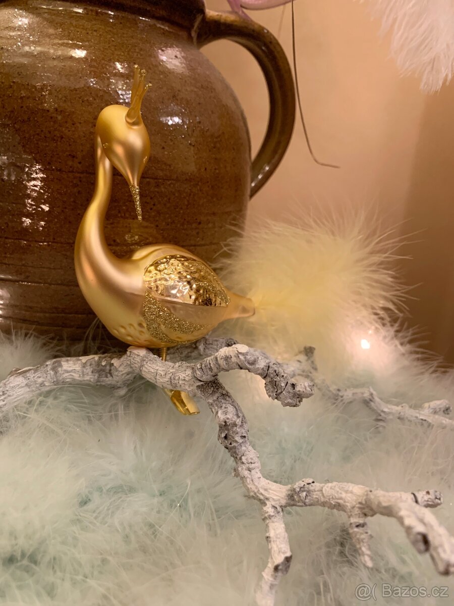 Elegantní Vánoční ozdoba Labuť s korunkou Zlatá skleněná - 5