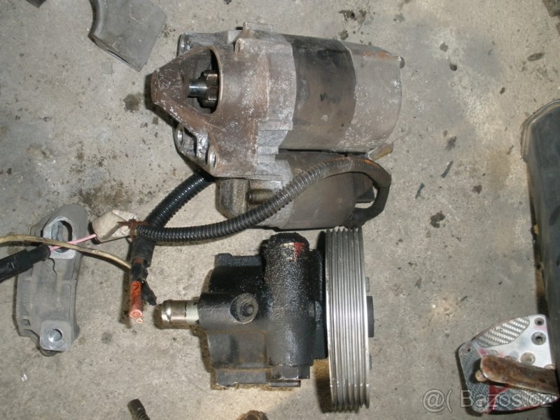 ND Renault Megane coupe 1.6 8v i 1.6 16v - 5