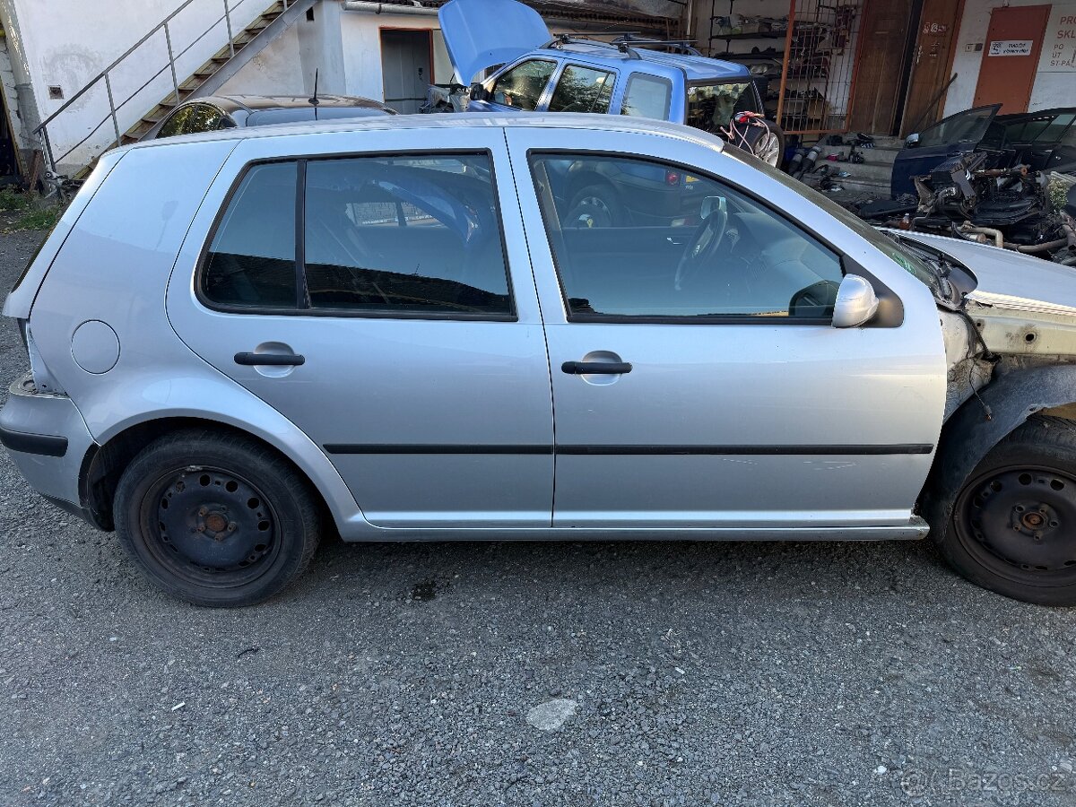 Prodam dily z VW golf 4 - 5