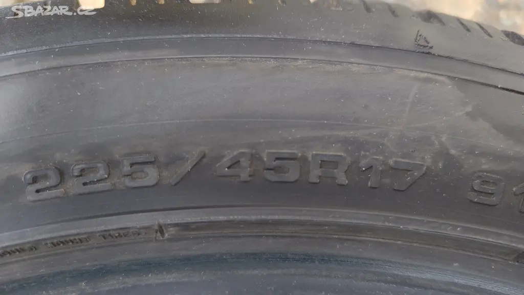 ZIMNÍ PNEU DUNLOP 4 KS - 5