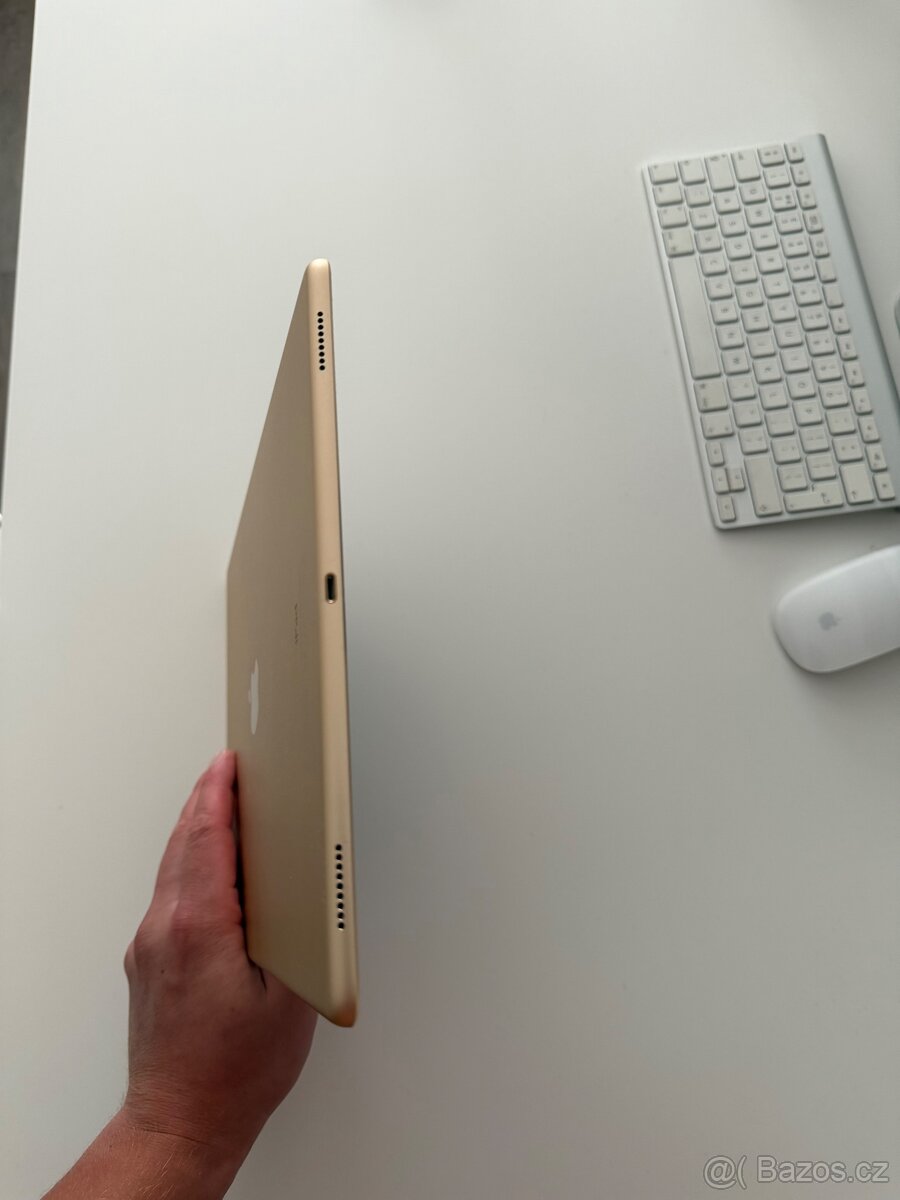 Apple iPad Pro 12,9" (1. gen) 32GB Gold - 5