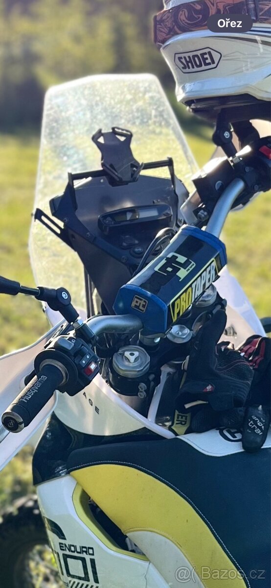 Husqvarna 701 enduro - Rade Garage - kokpit