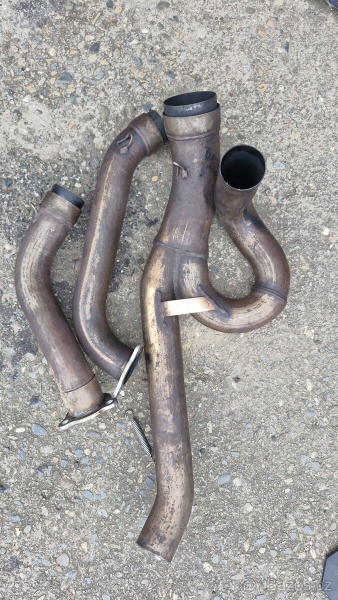 Aprilia RSV 1000 Mille - 5