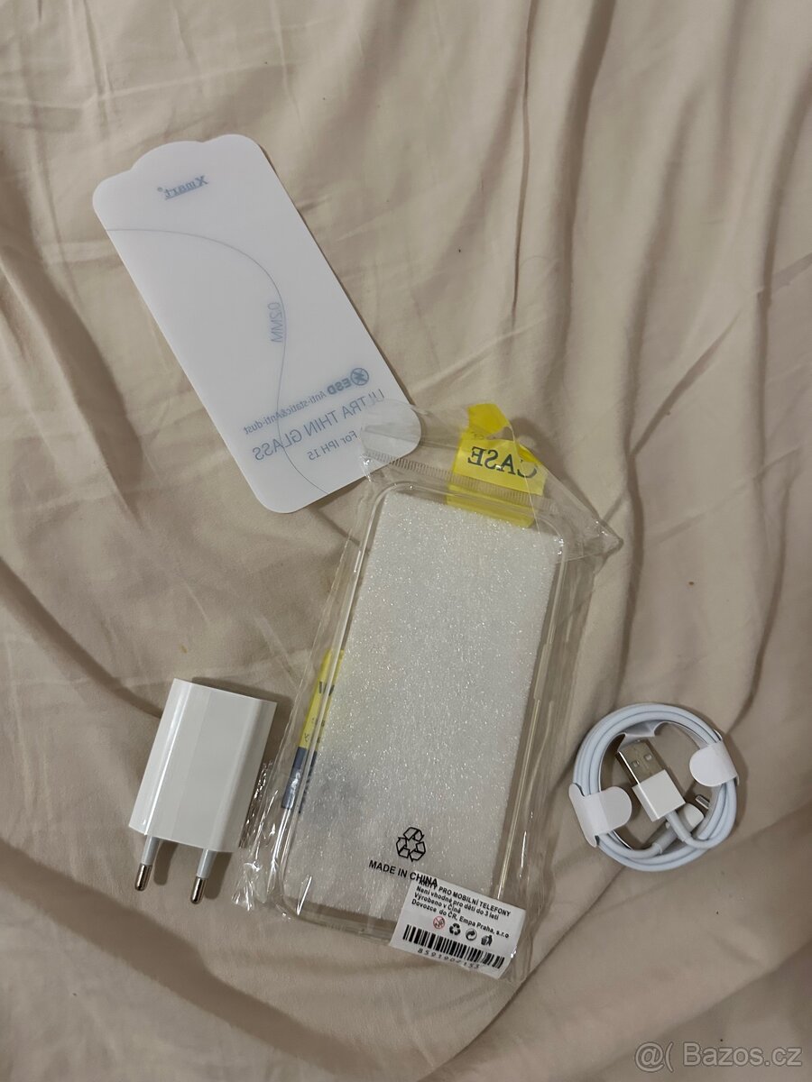 iPhone 15 – 128 GB – světle modrá – 96 % baterie – TOP STAV - 5