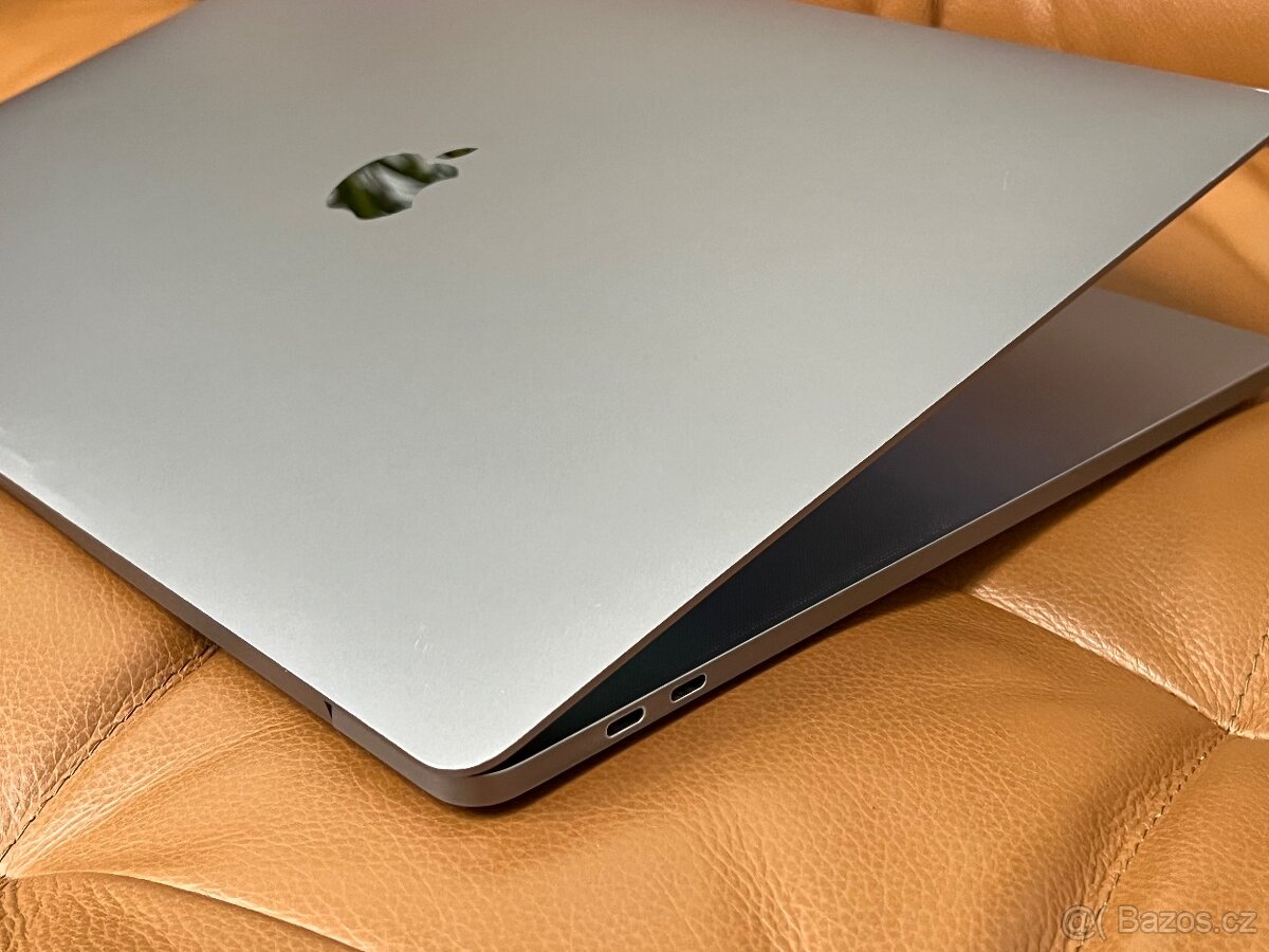 Apple MacBook Pro 16” 2019 i7, 32GB RAM, 512GB SSD - 5