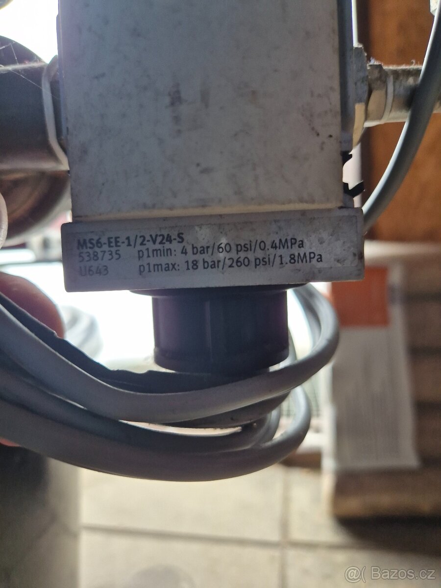 Vysokotlaká pneumatická posilovací jednotka - 5