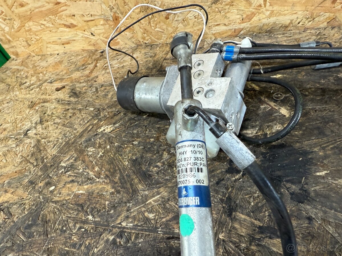 HYDRULICKÁ PUMPA KUFRU VW PHAEOTN 3D5827383B - 5