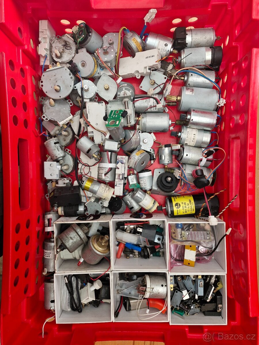 El.motory,ventilátory, přepínače , pojistky , zdroje,trafa - 5