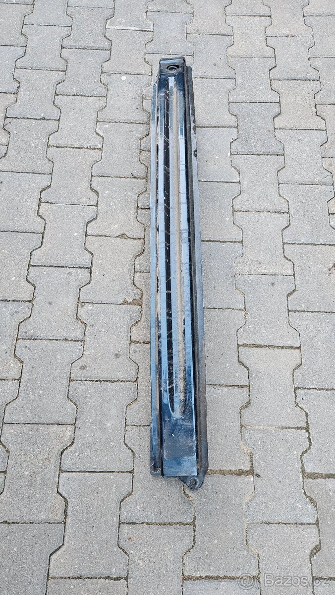 Vystuha zadniho narazniku superb 3 combi - 5