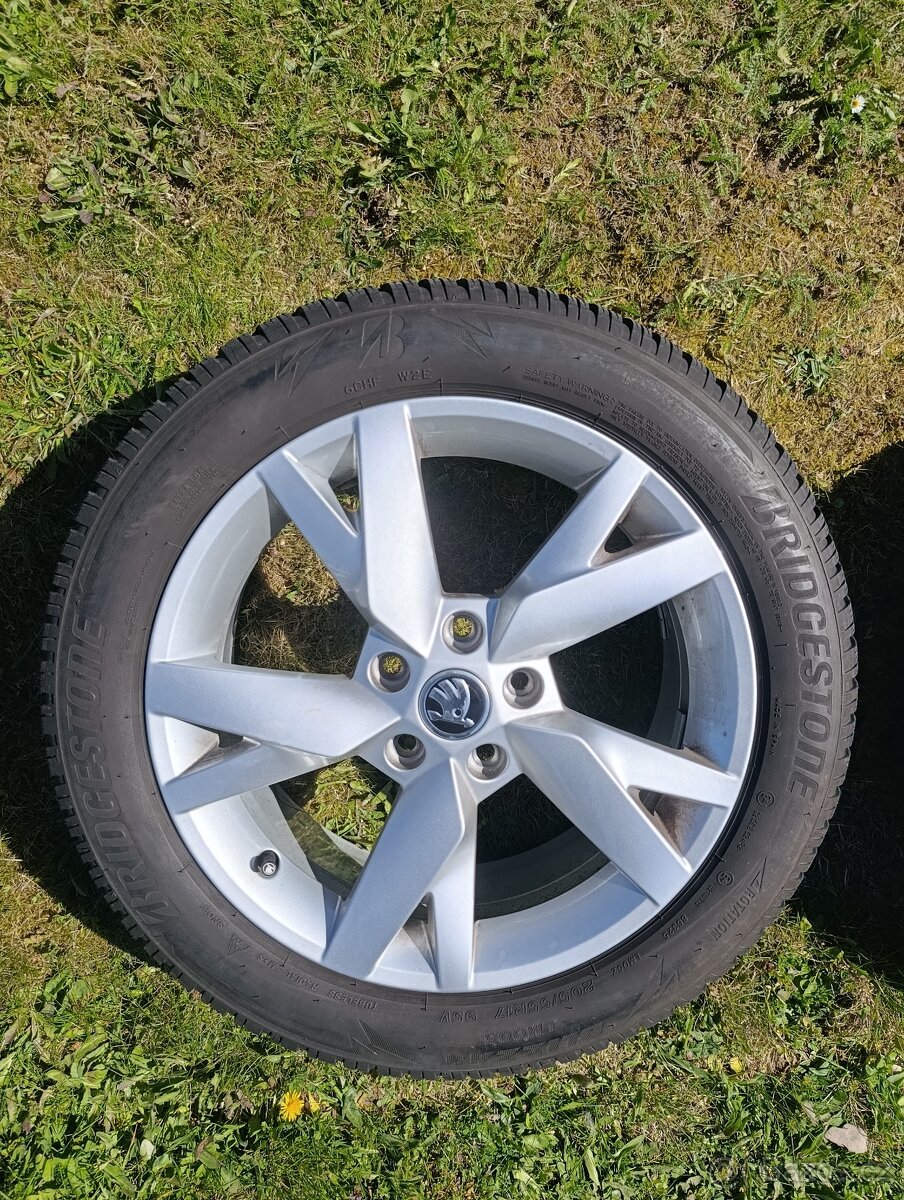 Škoda Octavia kola - 5