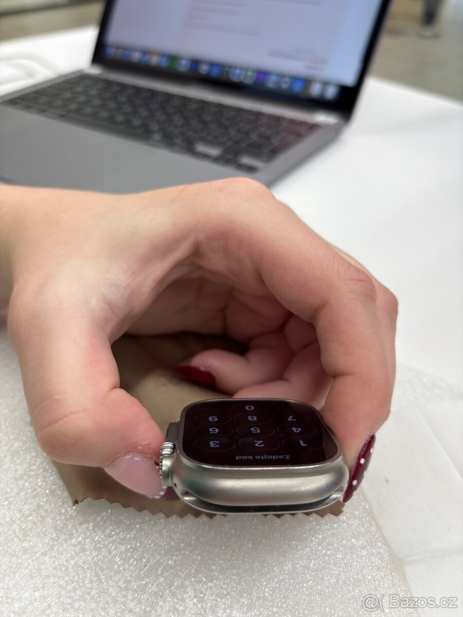 Apple Watch Ultra 2 49mm - 5