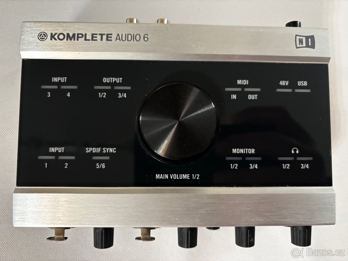 Profi zvuková karta NI Komplete Audio 6 - 5