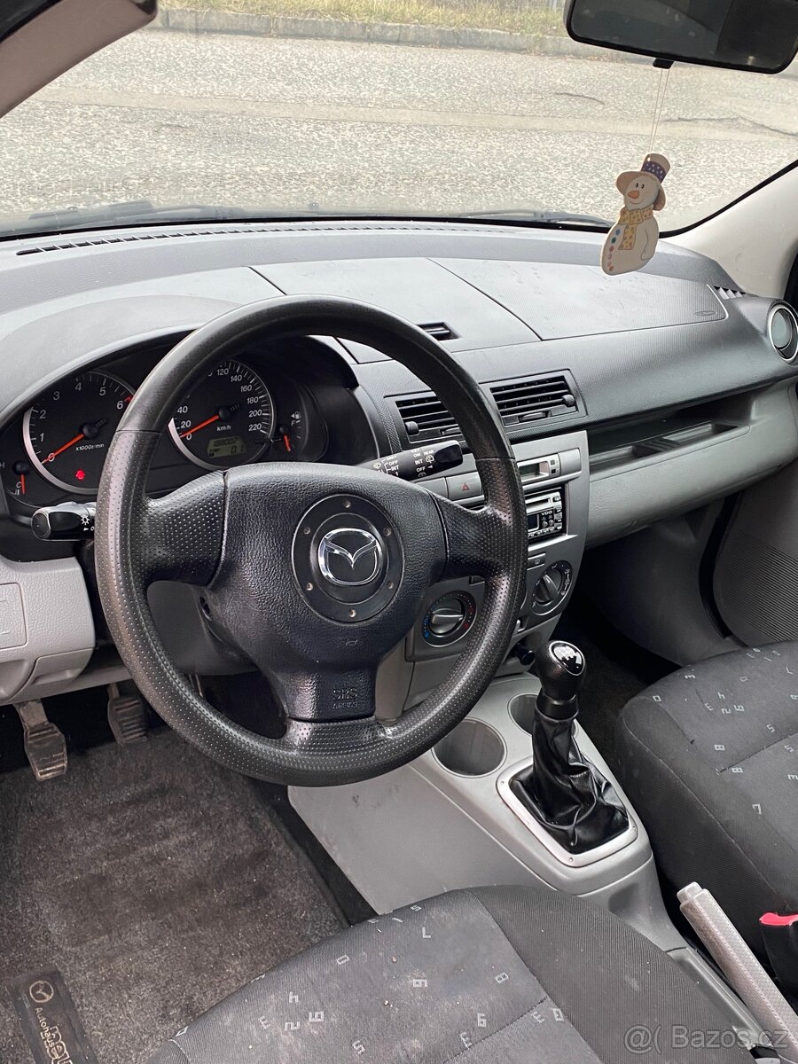 Mazda 2, 1.4 benzín. - 5