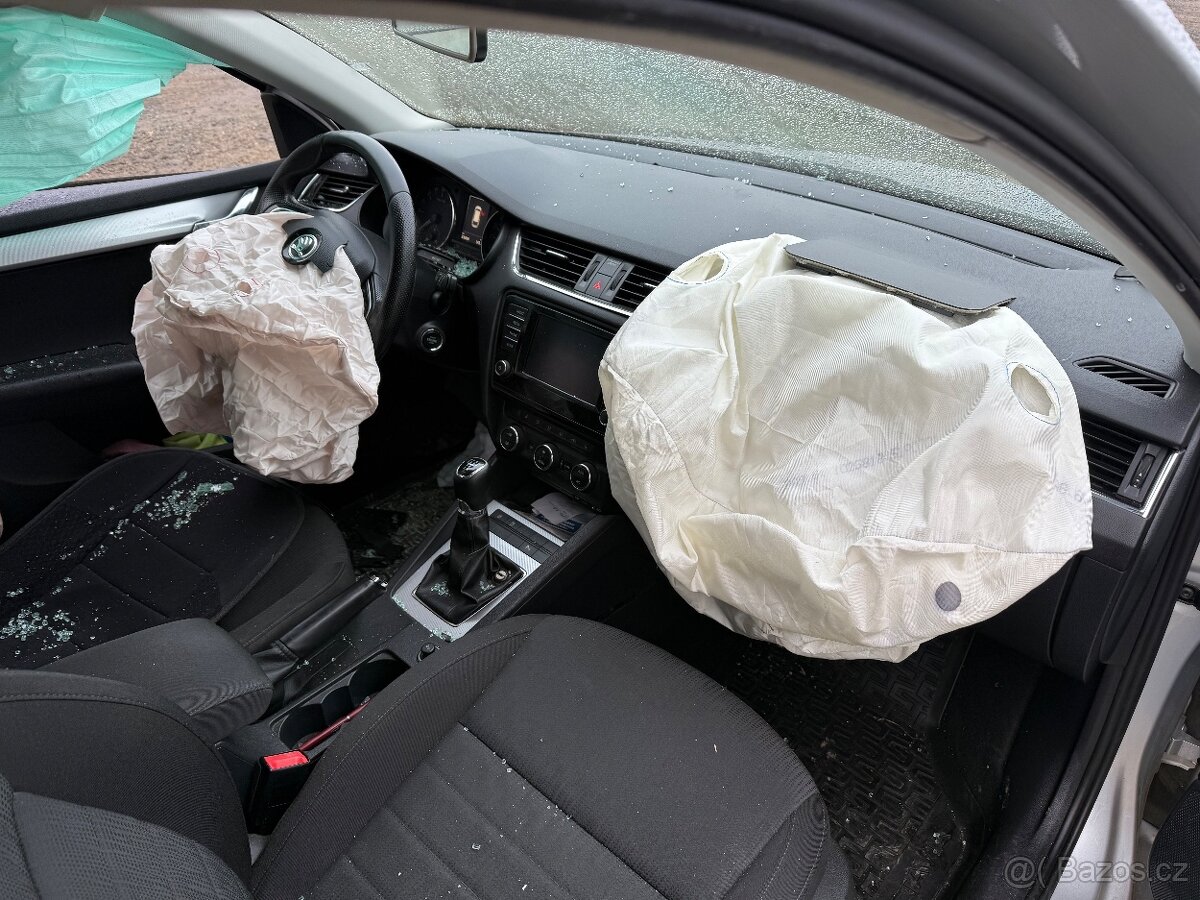 Škoda Octavia combi 1.6Tdi - 5