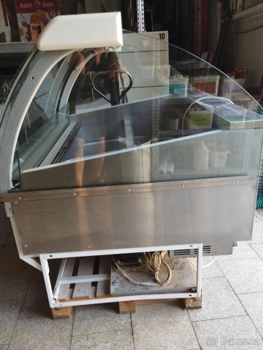Zmrzlinová vitrína na 14 van - 5
