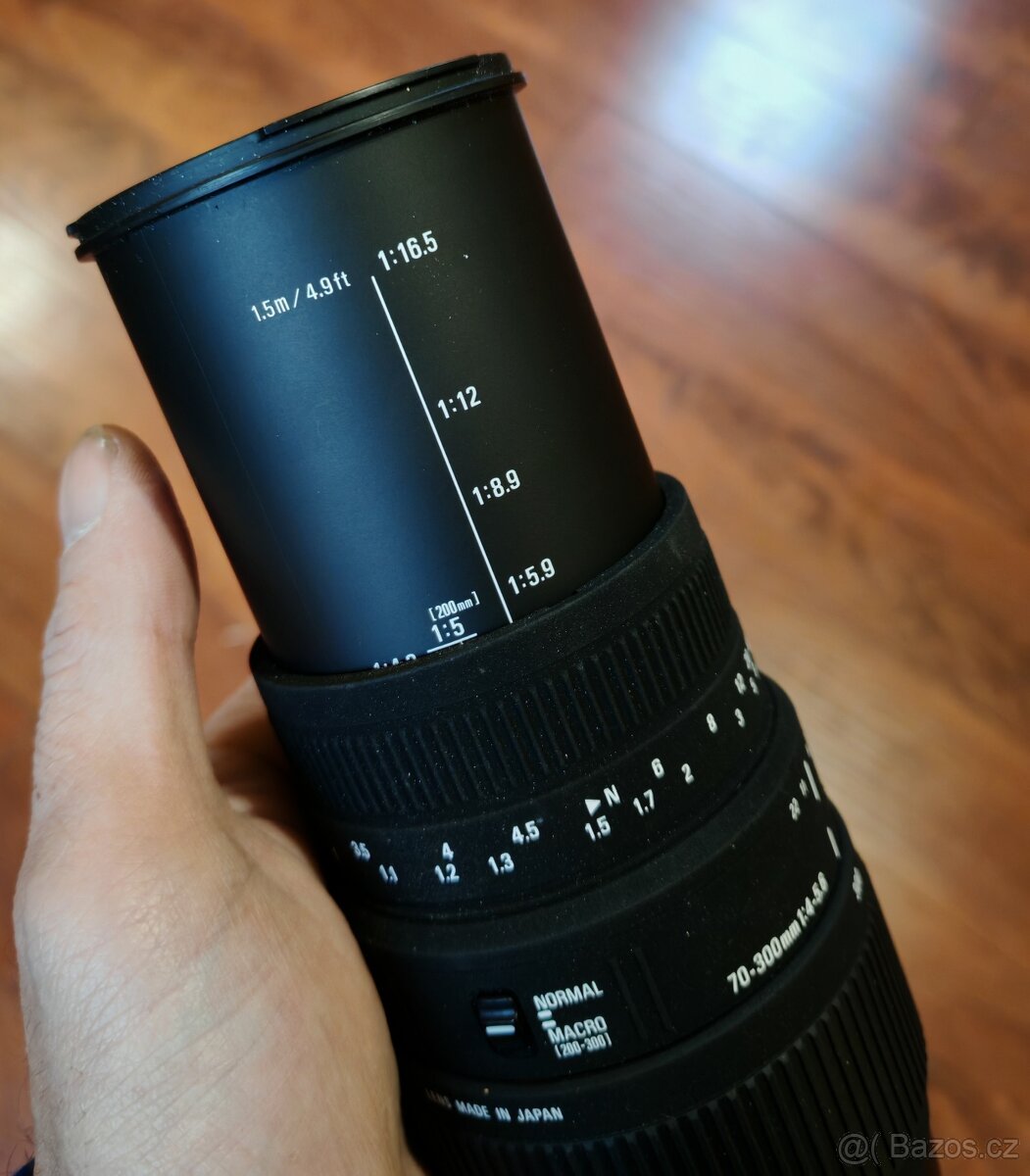Sigma AF 70-300/4-5.6 DG makro - 5