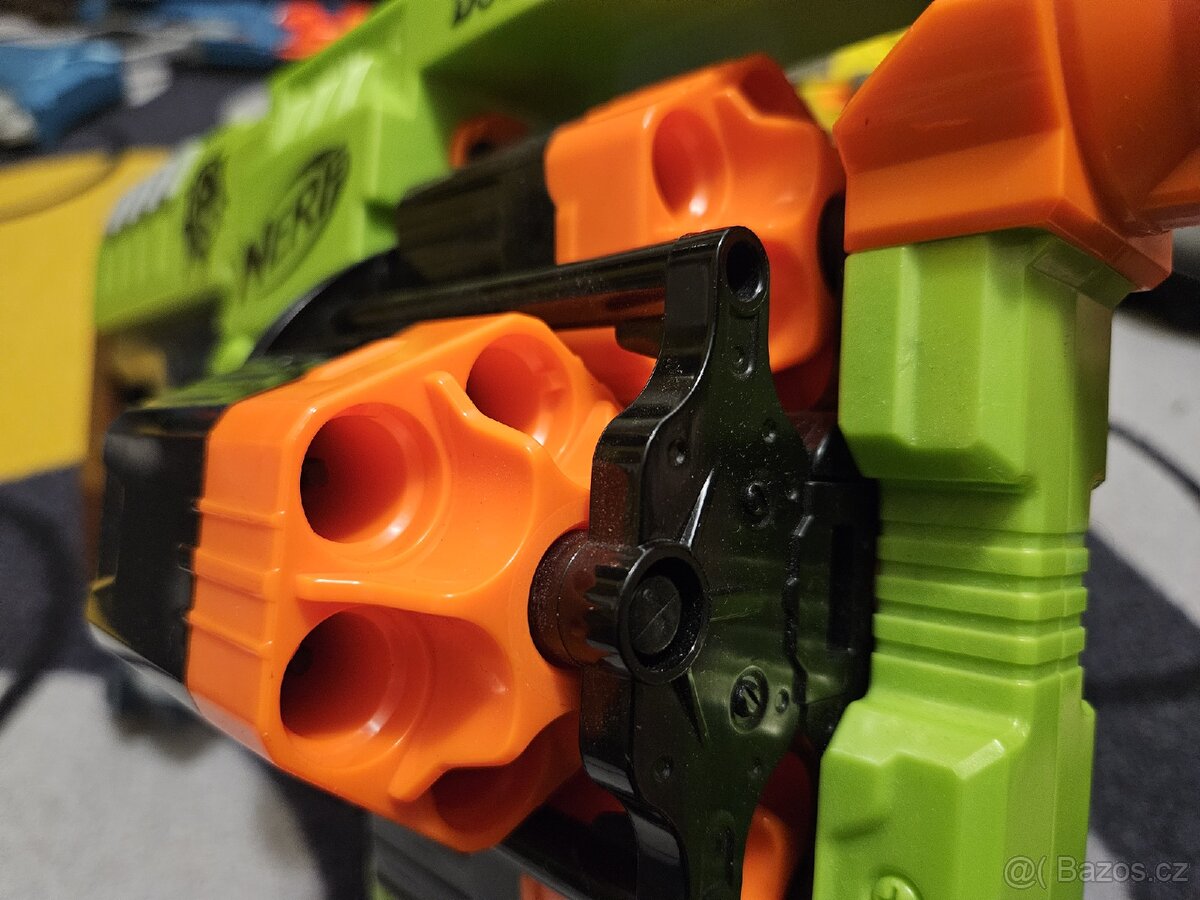 Nerf Doominator Zombie strike - 5