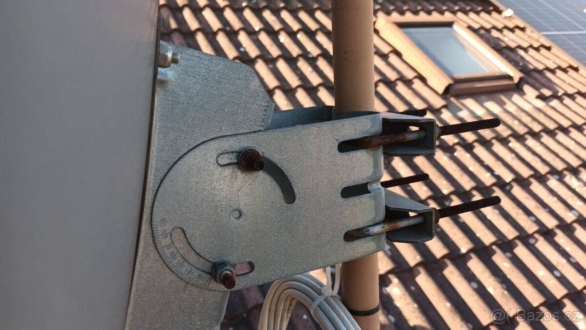 Satelitní komplet - 4 LNB, 4 přijímače - 5