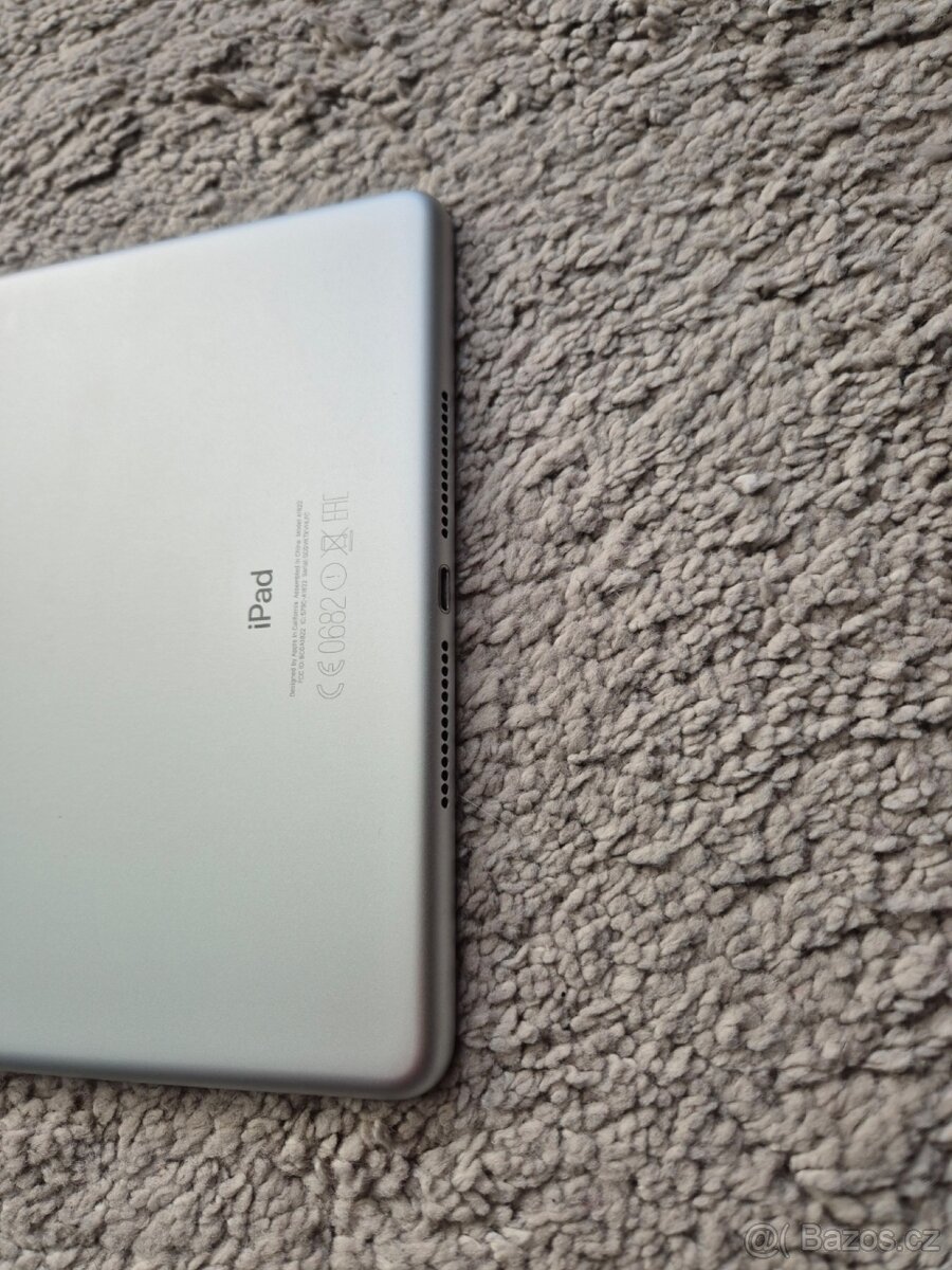 Apple iPad 5. generace 32gb - 5