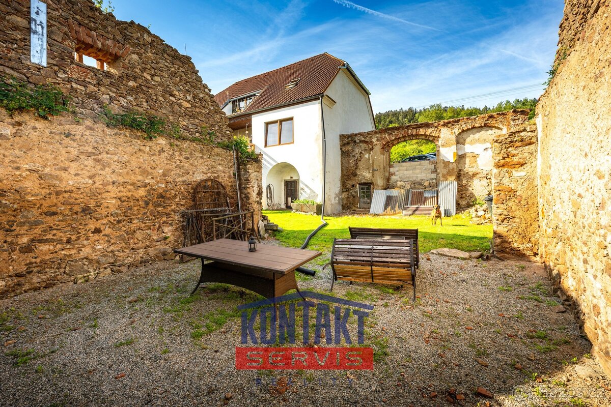 Nabízíme k prodeji stylově zařízený Apartmánový dům v podhů - 5