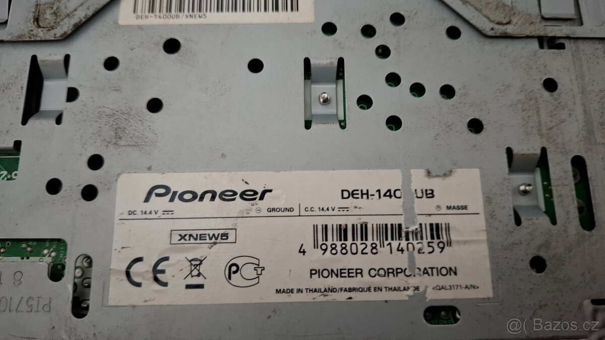 Pioneer DEH-1400UB - 5