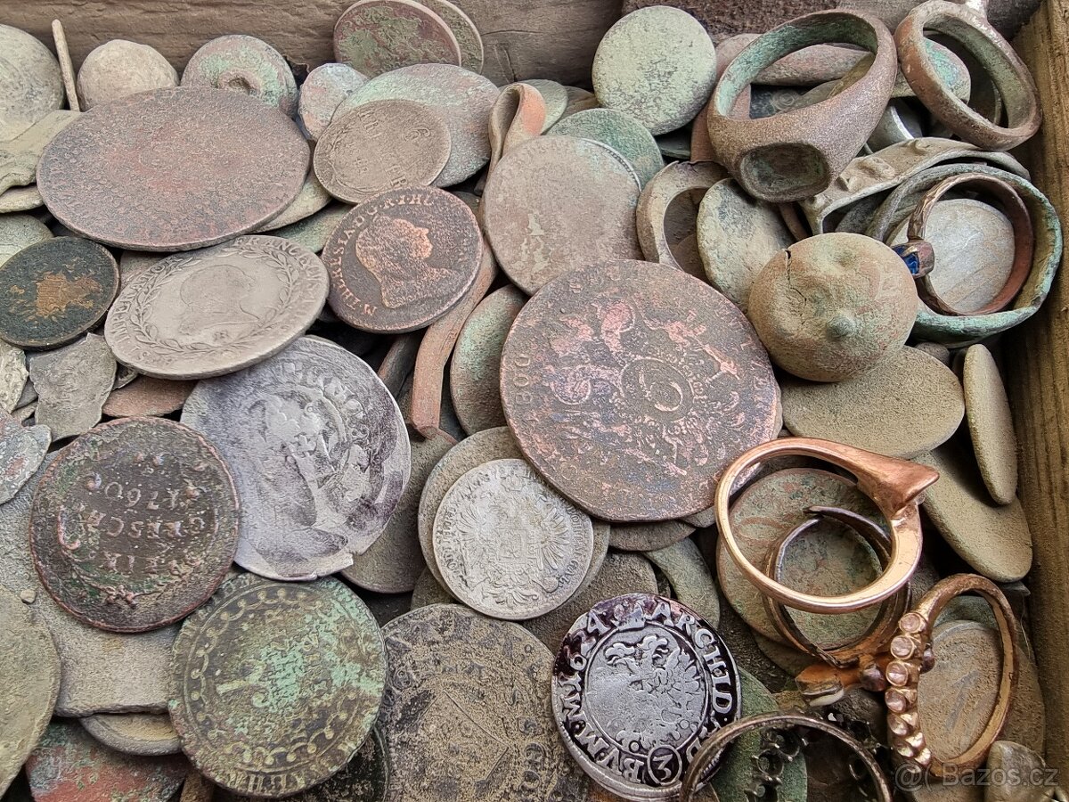 Staré mince a drobné artefakty - 5