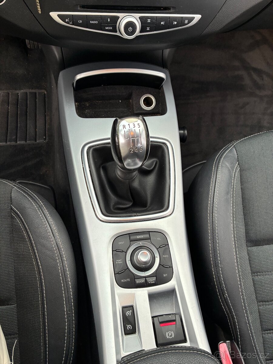 Laguna ||| 2.0 tdi - 5