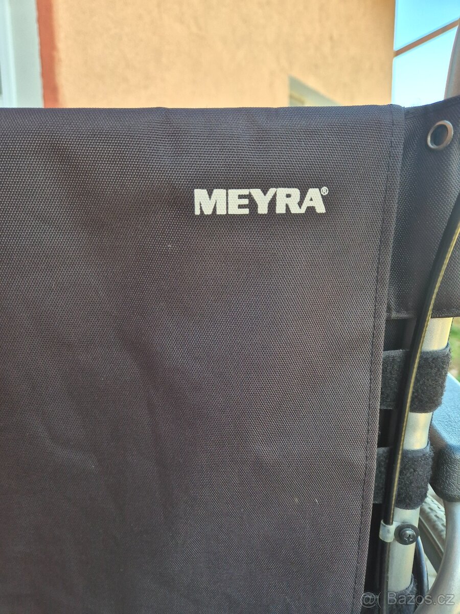 Invalidní vozík MEYRA - 5