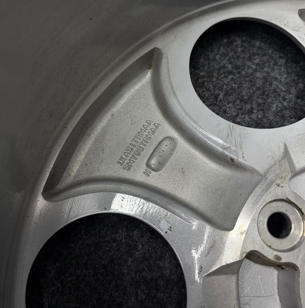 1x 5x127 18” JEEP WRANGLER - 5