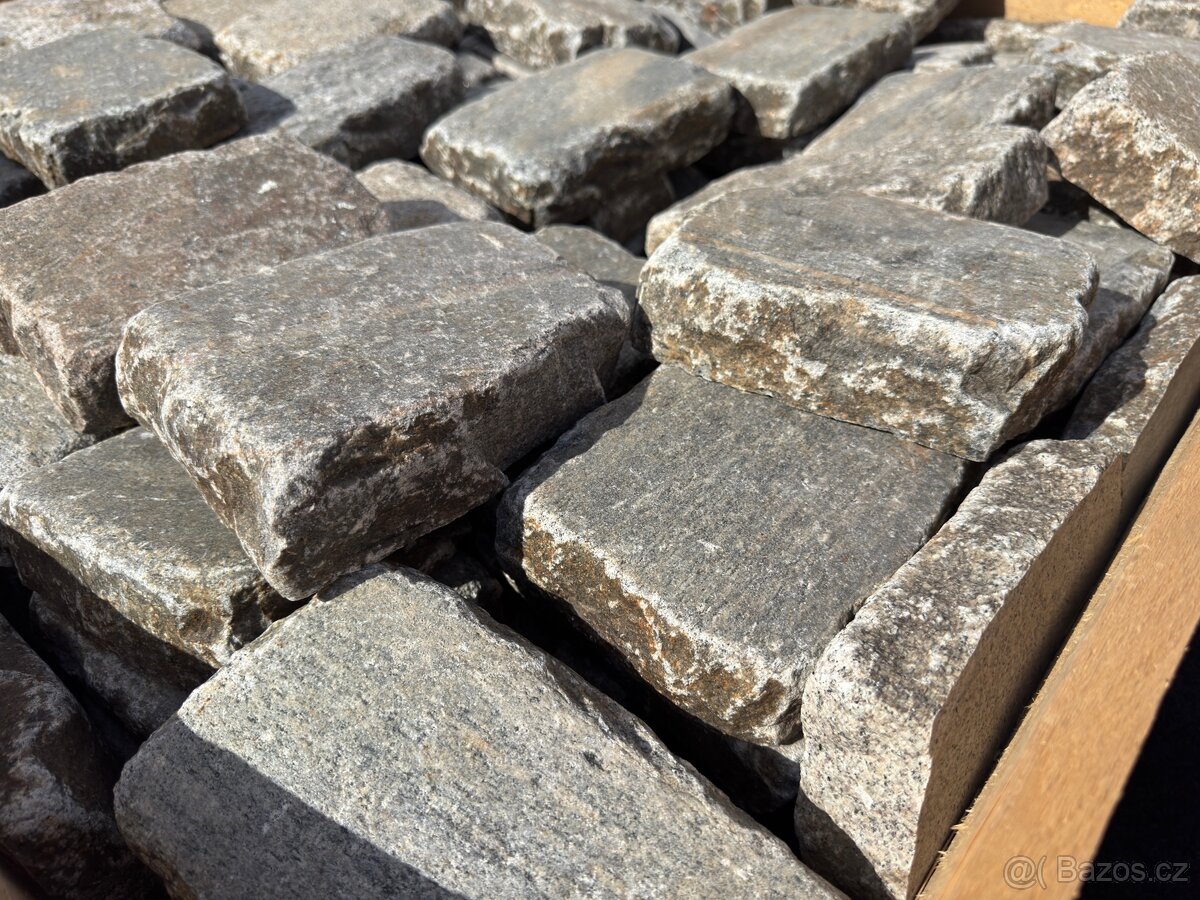Staré dlažební kostky - 5