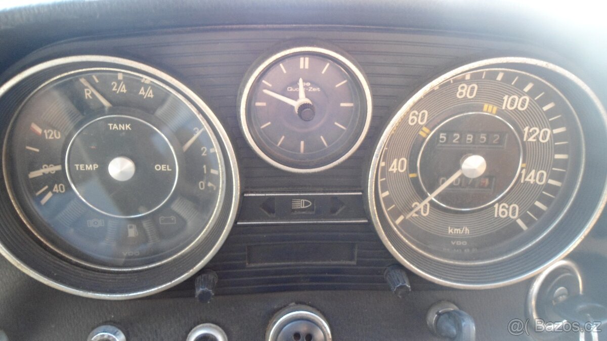 Mercedes w115 220D - 5