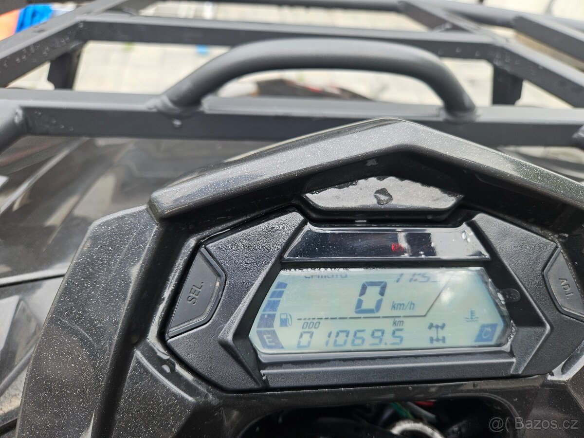 Prodám čtyřkolku CF moto xforce black edition 520