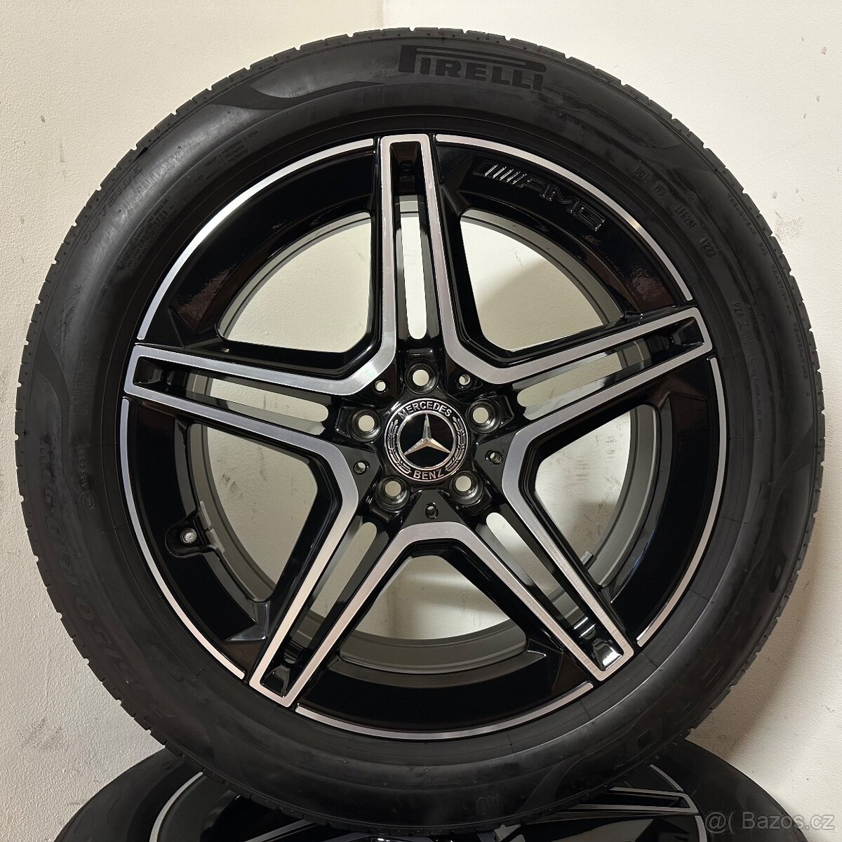 MERCEDES GLA AMG 5x112 R19 ET53+LETNÍ 235/50R19 7mm - 5